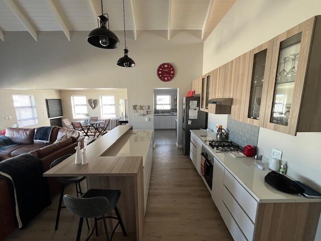 4 Bedroom Property for Sale in Dwarskersbos Western Cape